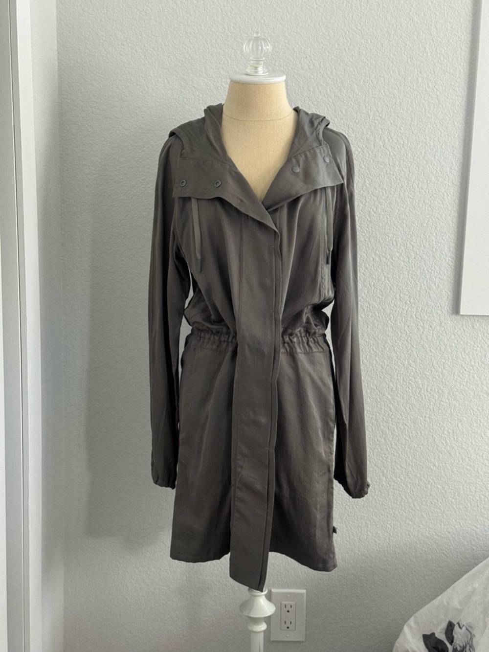 NWT Lululemon City Stroll Jacket *8* - Picture 6 of 10